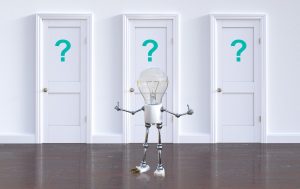 Η υπαγωγή στην ασφάλιση μισθωτών και μη μισθωτών, δηλαδή κατηγοριών ασφαλισμένων με ουσιωδώς διαφορετικές συνθήκες απασχόλησης και παραγωγής εισοδήματος, σε ενιαίους κανόνες εισφορών και παροχών, αντίκειται στη συνταγματική αρχή της ισότητας, επειδή επιφυλάσσει ενιαία μεταχείριση σε πρόσωπα που τελούν υπό διαφορετικές συνθήκες.