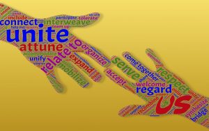 Η Σύμβαση του Ο.Η.Ε. για τα Δικαιώματα των Ατόμων με Αναπηρίες «αναγνωρίζει το ίσο δικαίωμα όλων των ατόμων με αναπηρίες να ζουν στη κοινότητα με ίσες ευκαιρίες και με τη λήψη αποτελεσματικών και κατάλληλων μέτρων ώστε να διευκολύνεται το δικαίωμα της πλήρους ένταξής τους και της συμμετοχής τους σ’ αυτή».