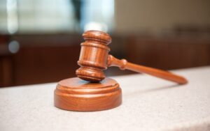 Οι δύο όψεις της δικαστικής ανεξαρτησίας