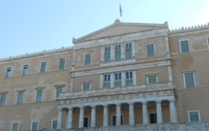 Η άρνηση παραχώρησης αίθουσας από τον Πρόεδρο της Βουλής: Ανάγκη εναρμόνισης της συνεδρίασης Κ.Ο. και της Ολομέλειας ή πολιτική σκοπιμότητα;