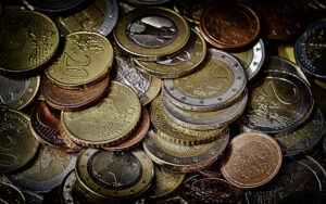 Η συνταγματική δέσμευση της συμμετοχής της Ελλάδας στην Ευρωζώνη: Μια υπόμνηση για το μέλλον;