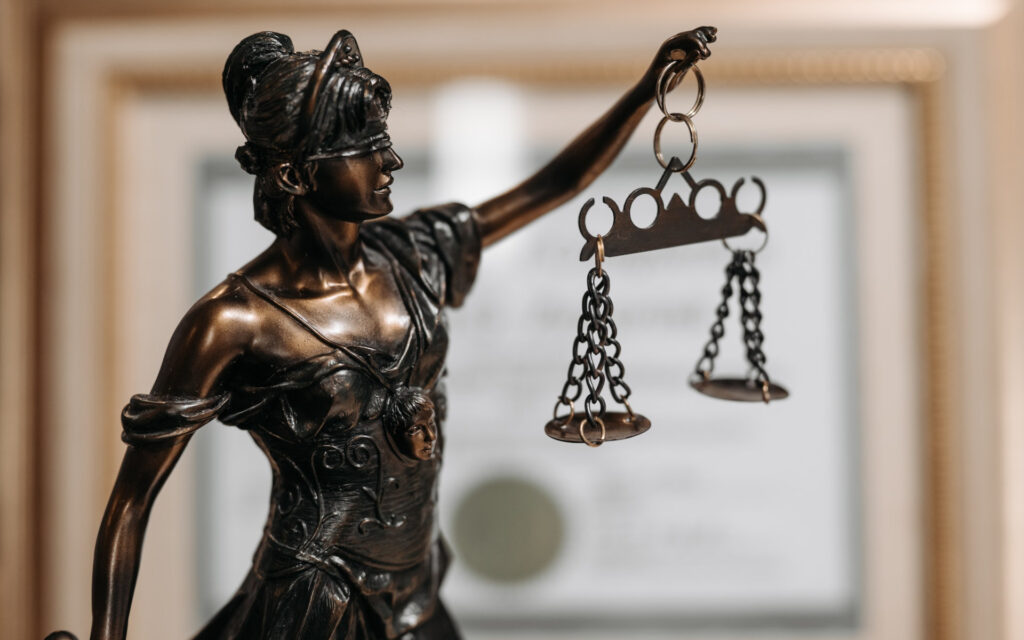 Υπέρ μητρώου δραστών σεξουαλικών εγκλημάτων