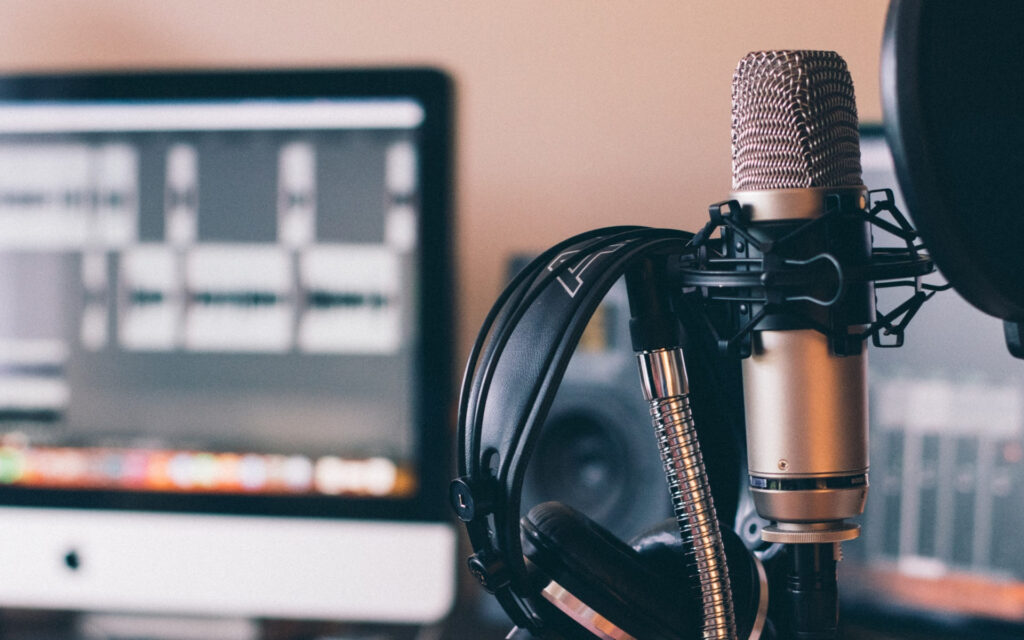 Νέο podcast: Συναντήσεις στο Σύνταγμα