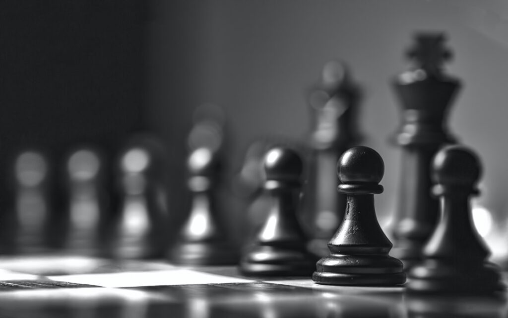 Σπαρτιατών συνέχεια και έκπτωση από το βουλευτικό αξίωμα