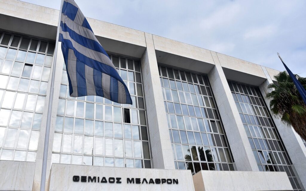 Πειθαρχικός έλεγχος και δικαστική ανεξαρτησία. "Υπόθεση Λύτρα" και Άρειος Πάγος: ένα σχόλιο