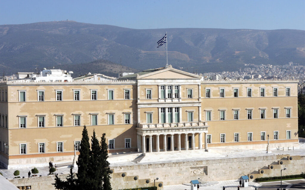 hellenic-parliament_8