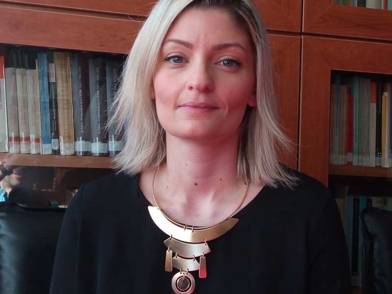veatriki-giannoglou-800×800-1 veatriki-giannoglou-800x800-1